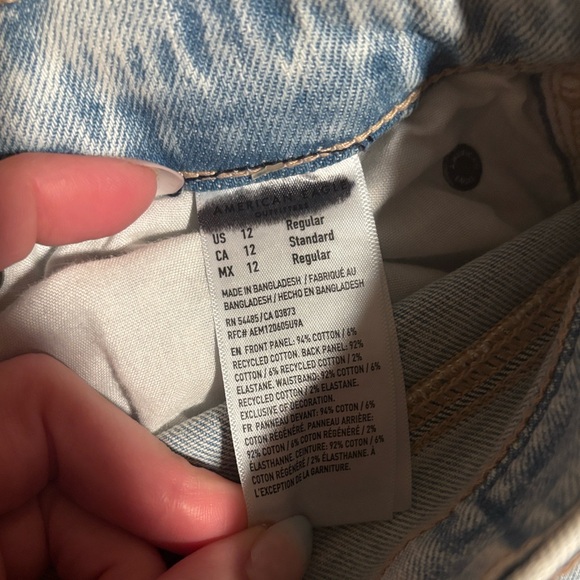 NWT American Eagle Strigid Curvy Super High Rise Baggy Straight Jean size 12 - Picture 4 of 5